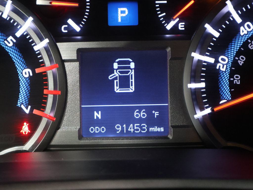 Used 2016 Toyota 4Runner Limited AWD/4WD image 40
