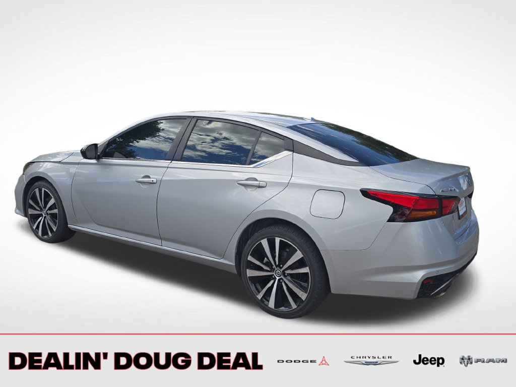 Used 2021 Nissan Altima 2.5 SR AWD/4WD image 3