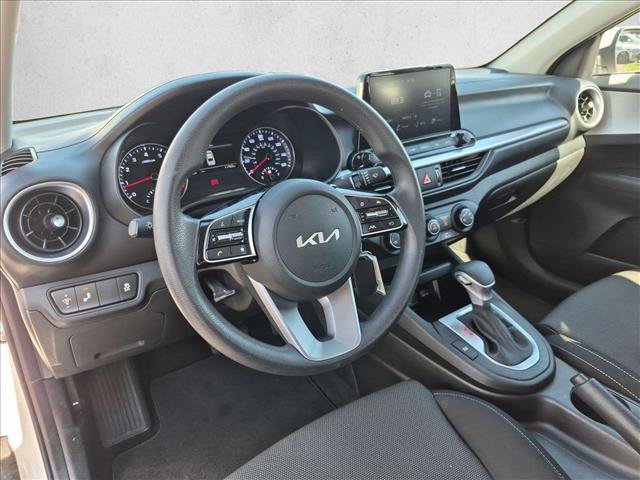 Used 2023 Kia Forte LXS w/ LXS Technology Package FWD image 11