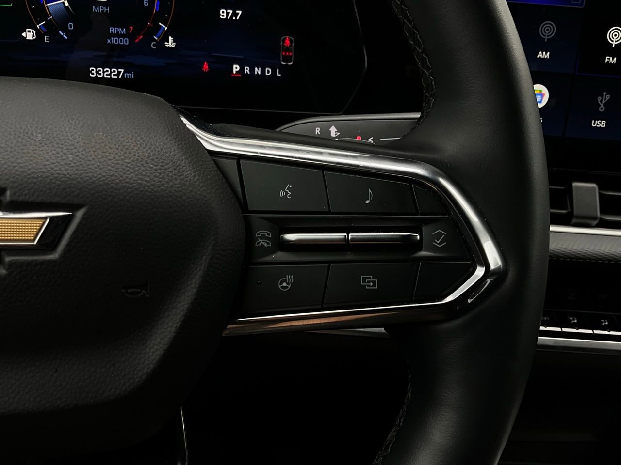 Used 2025 Chevrolet Equinox LT FWD image 33