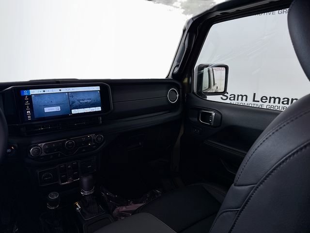 New 2025 Jeep Gladiator Sport image 21