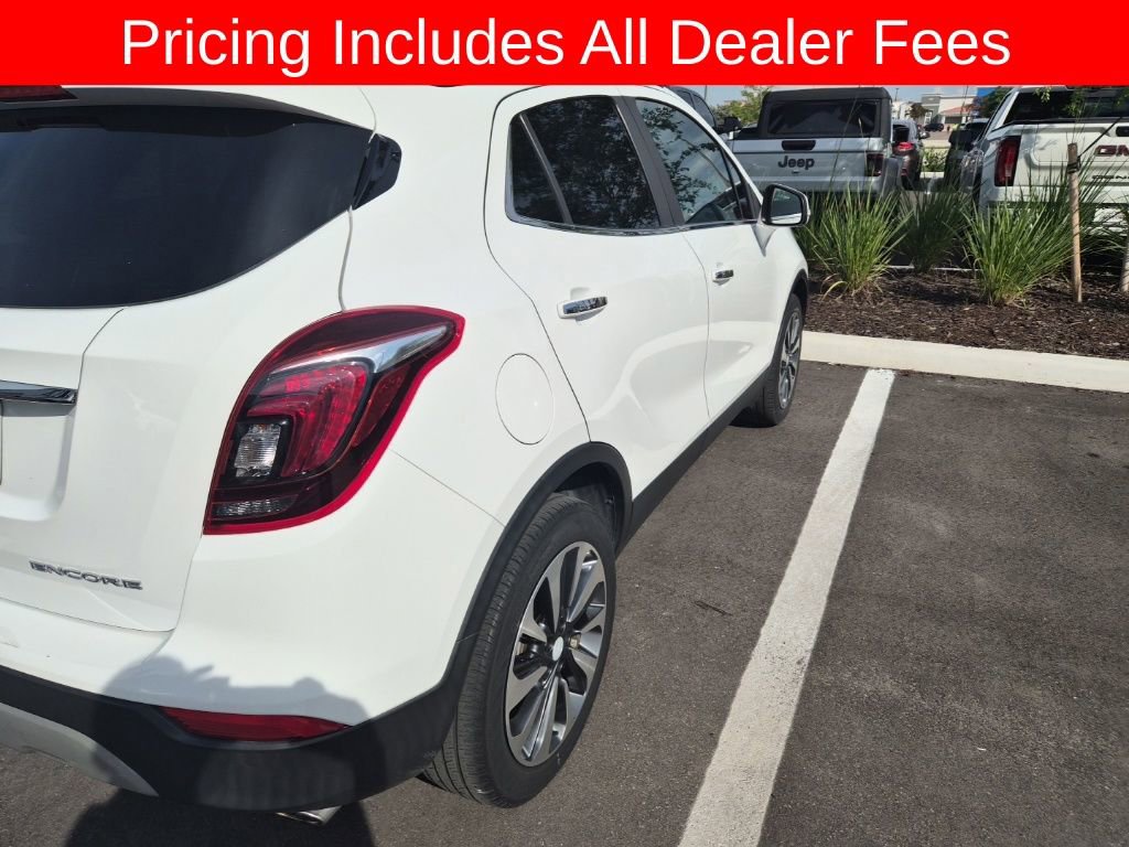 Used 2020 Buick Encore Essence FWD image 3