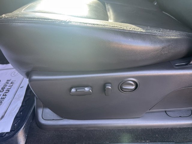 Used 2014 GMC Sierra 2500 SLT w/ SLT Convenience Package image 21