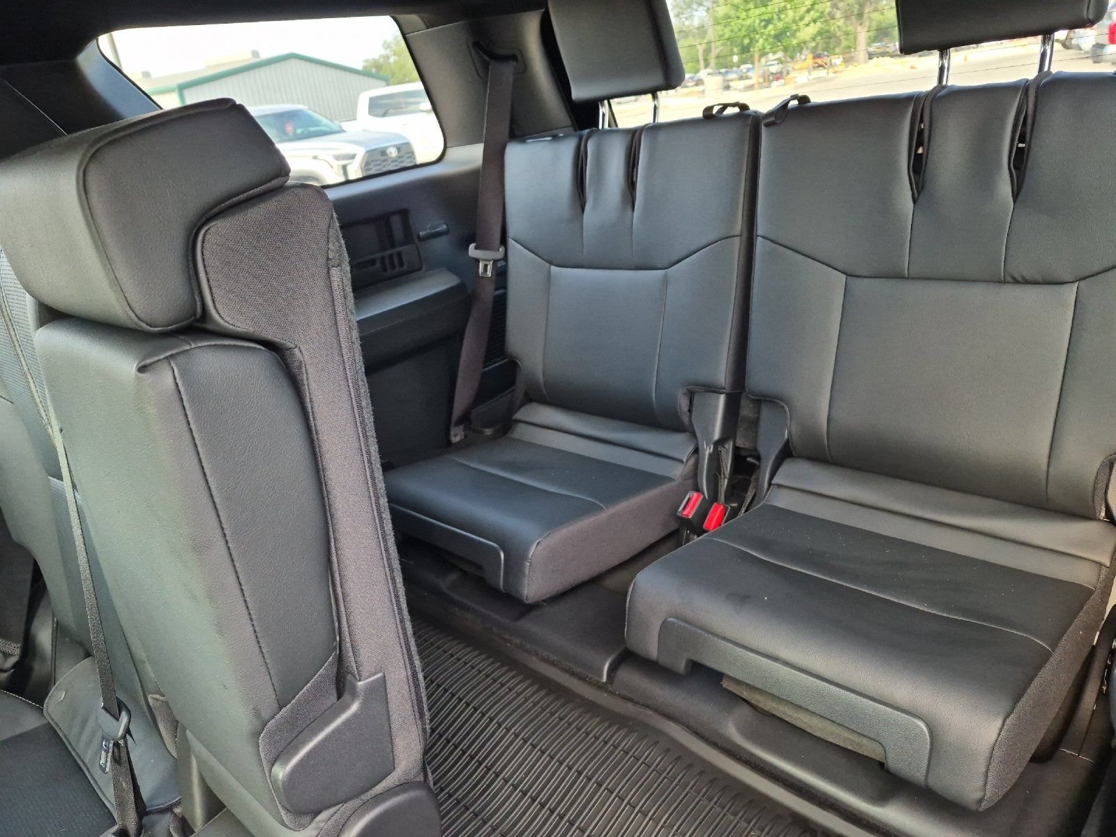 Certified 2025 Toyota 4Runner Limited AWD/4WD image 14
