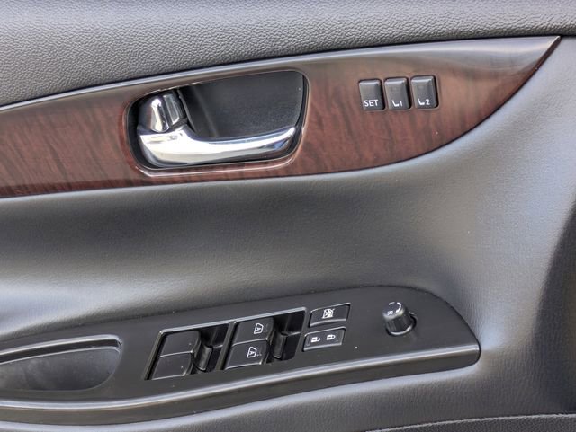 Used 2016 INFINITI QX50 2WD w/ Deluxe Touring Package image 26