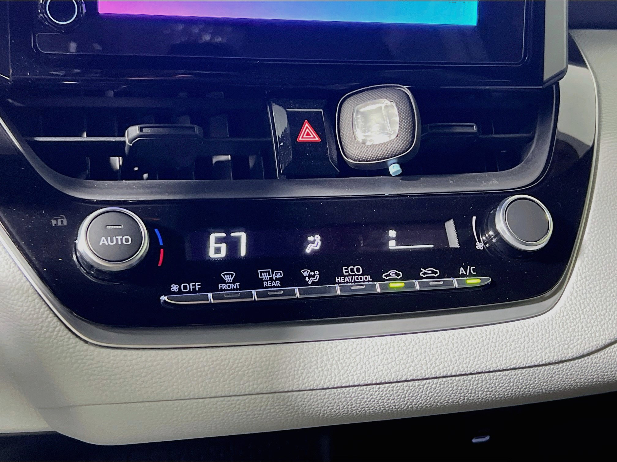 Used 2026 Toyota Corolla SE FWD image 25