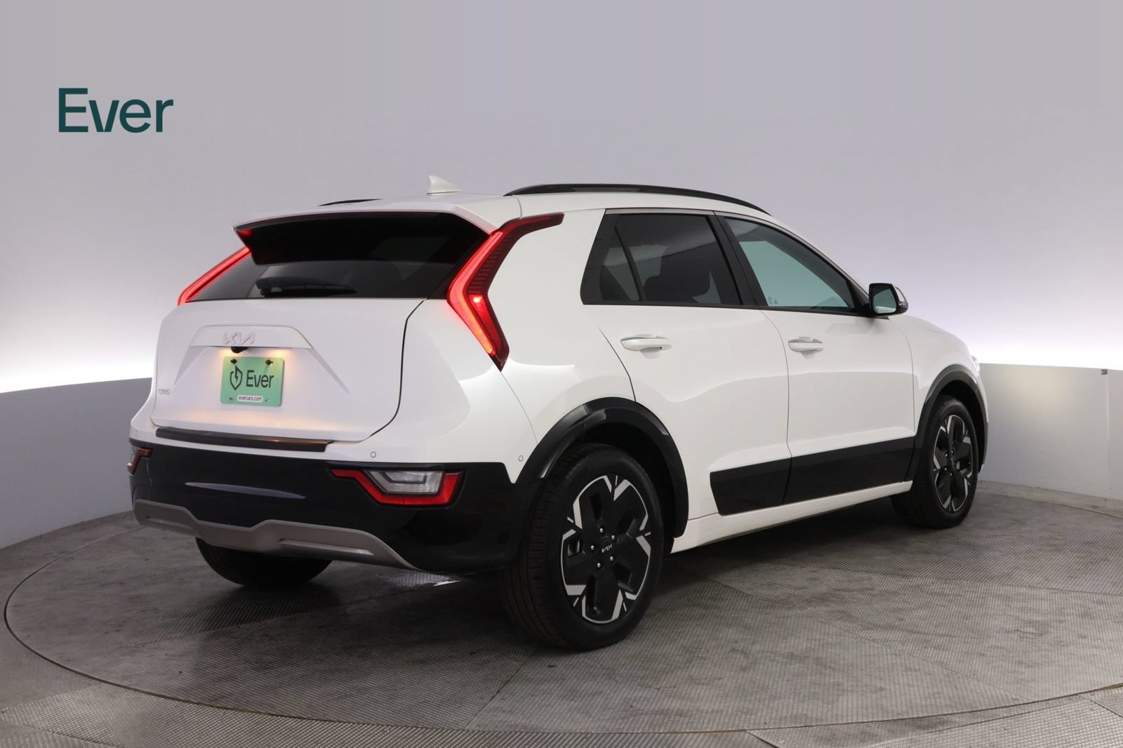 Used 2023 Kia Niro Wave FWD image 3