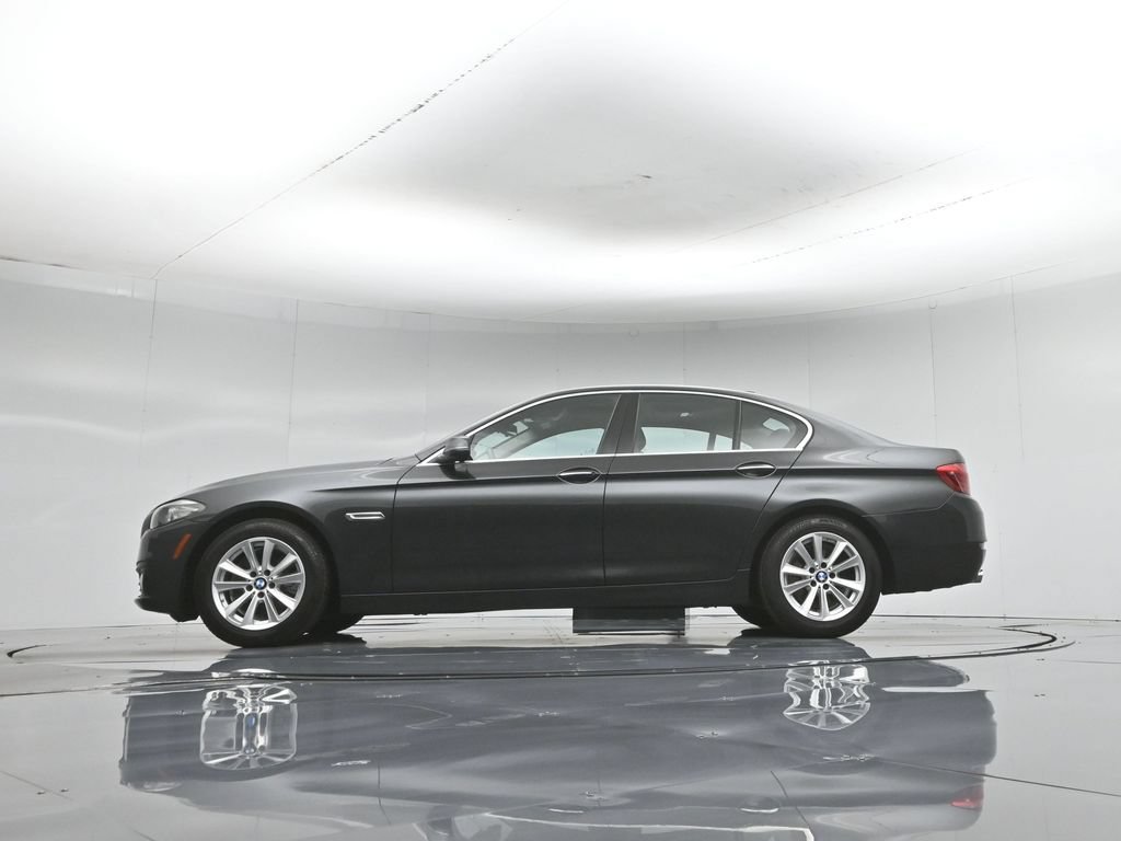 Used 2016 BMW 528i Sedan RWD image 7
