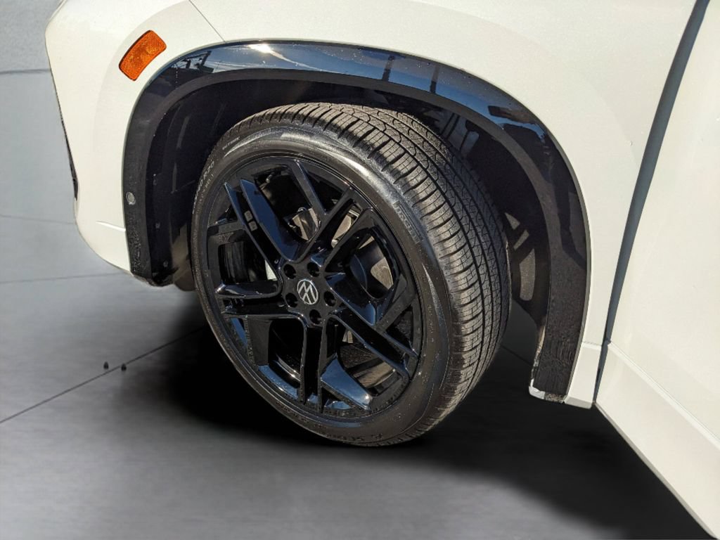 New 2026 Volkswagen Tiguan SE R-Line FWD image 30