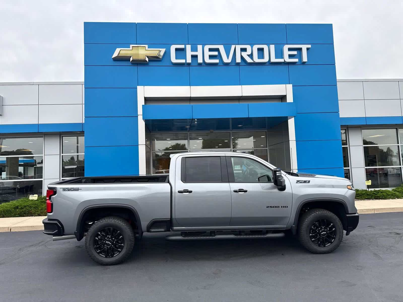 New 2026 Chevrolet Silverado 2500 LTZ w/ LTZ Plus Package AWD/4WD image 13