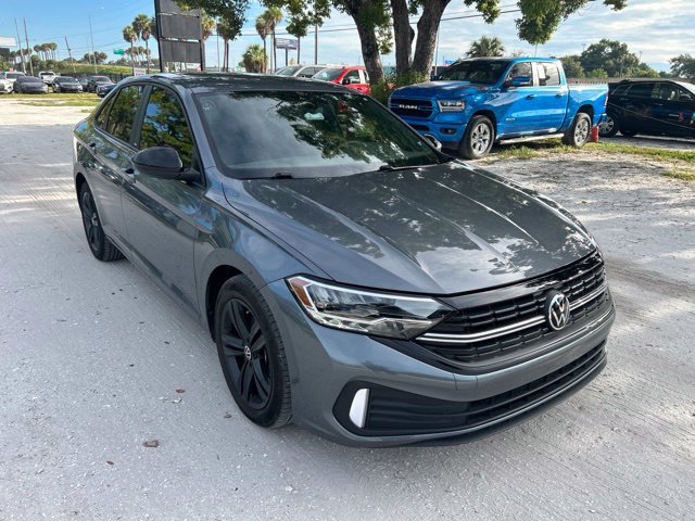 Used 2024 Volkswagen Jetta Sport FWD image 1