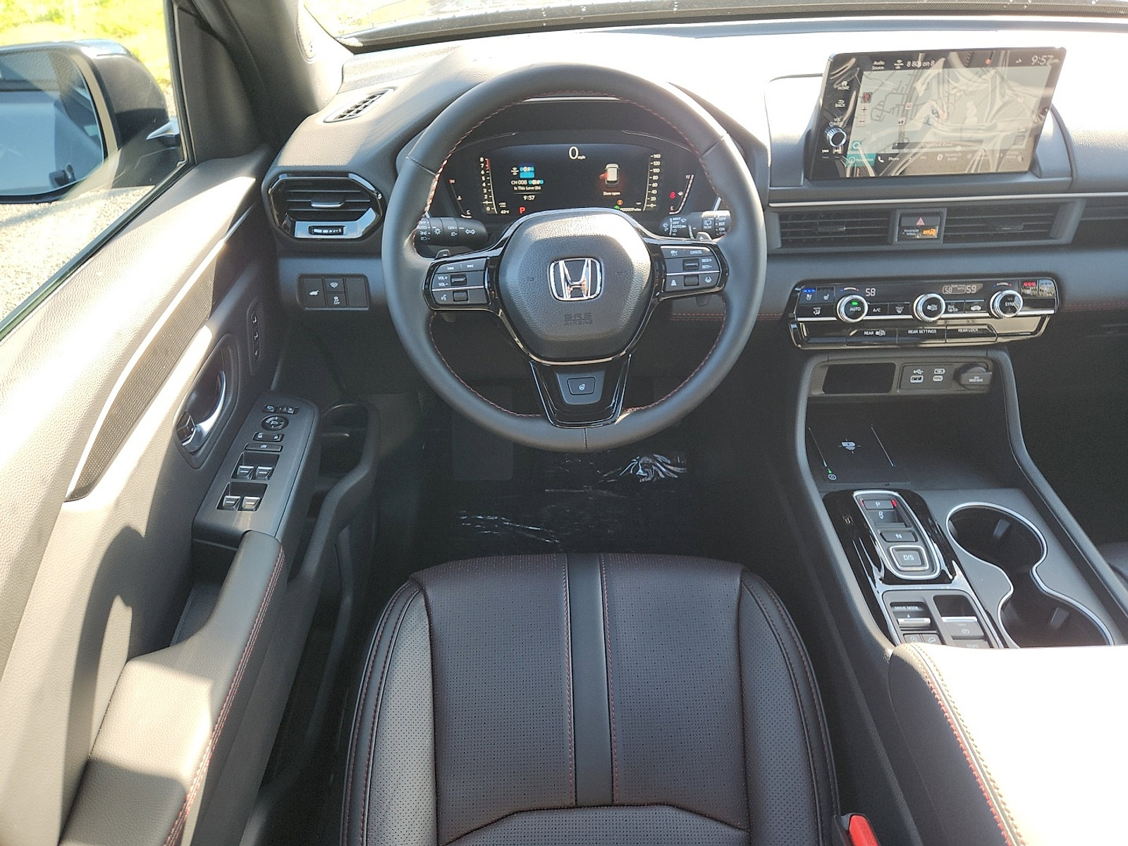 New 2025 Honda Pilot Black Edition image 7