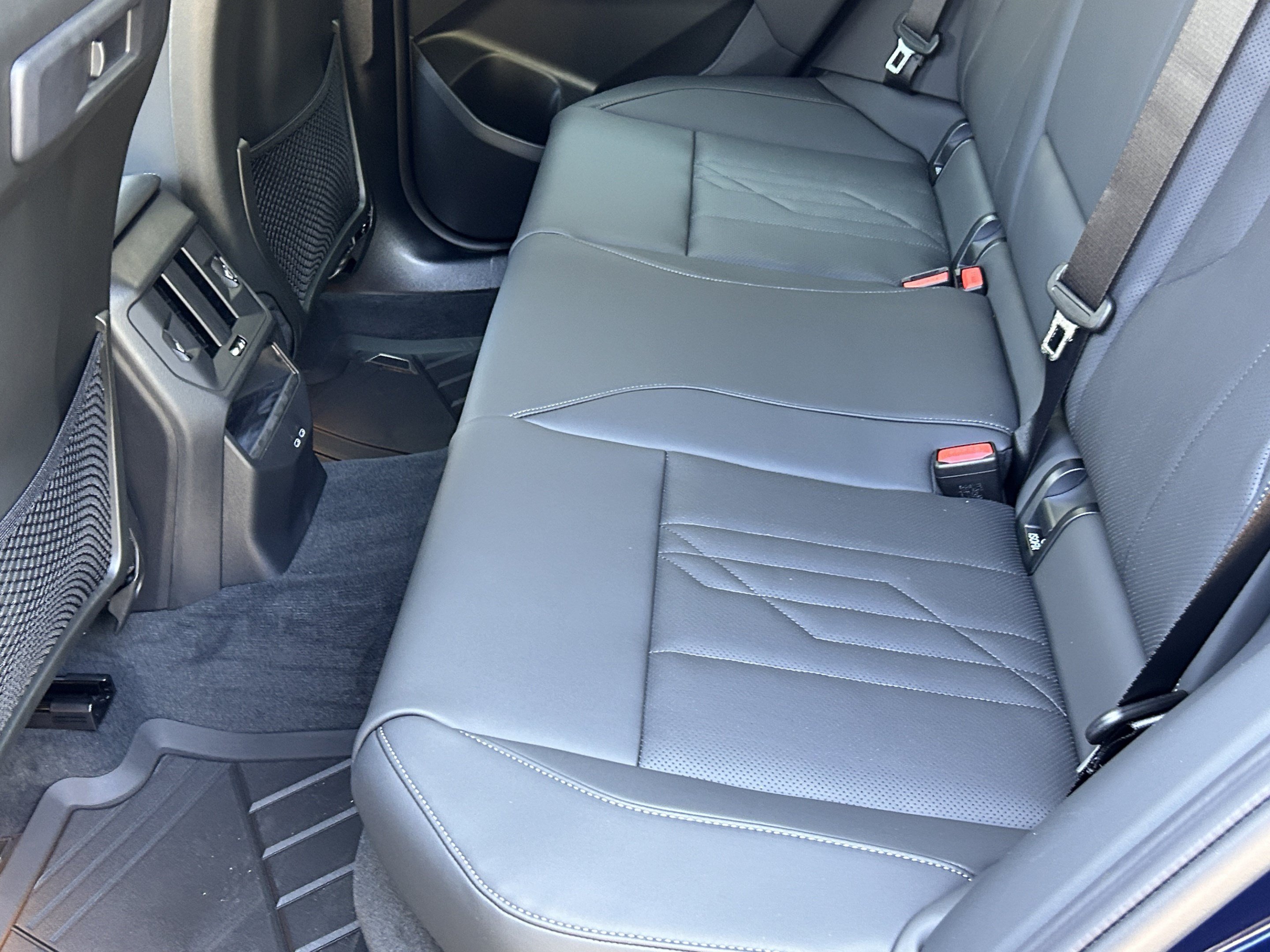 New 2026 BMW X3 xDrive30i w/ Premium Package AWD/4WD image 32
