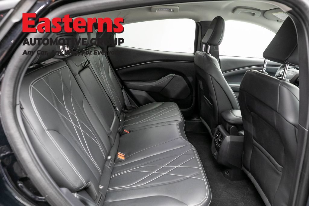 Used 2021 Ford Mustang Mach-E Select RWD image 22