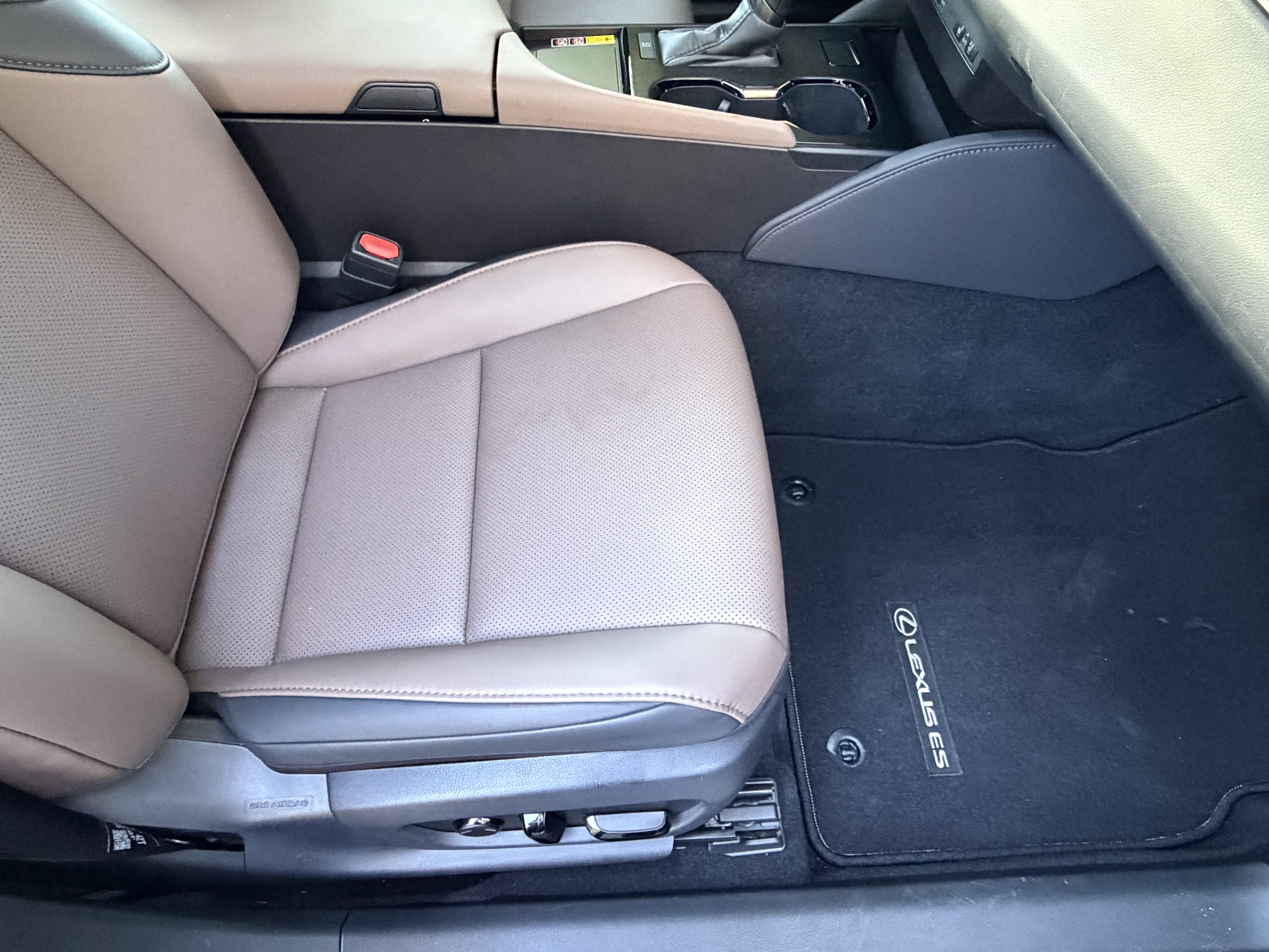 Certified 2025 Lexus ES 350 w/ Premium Package FWD image 40