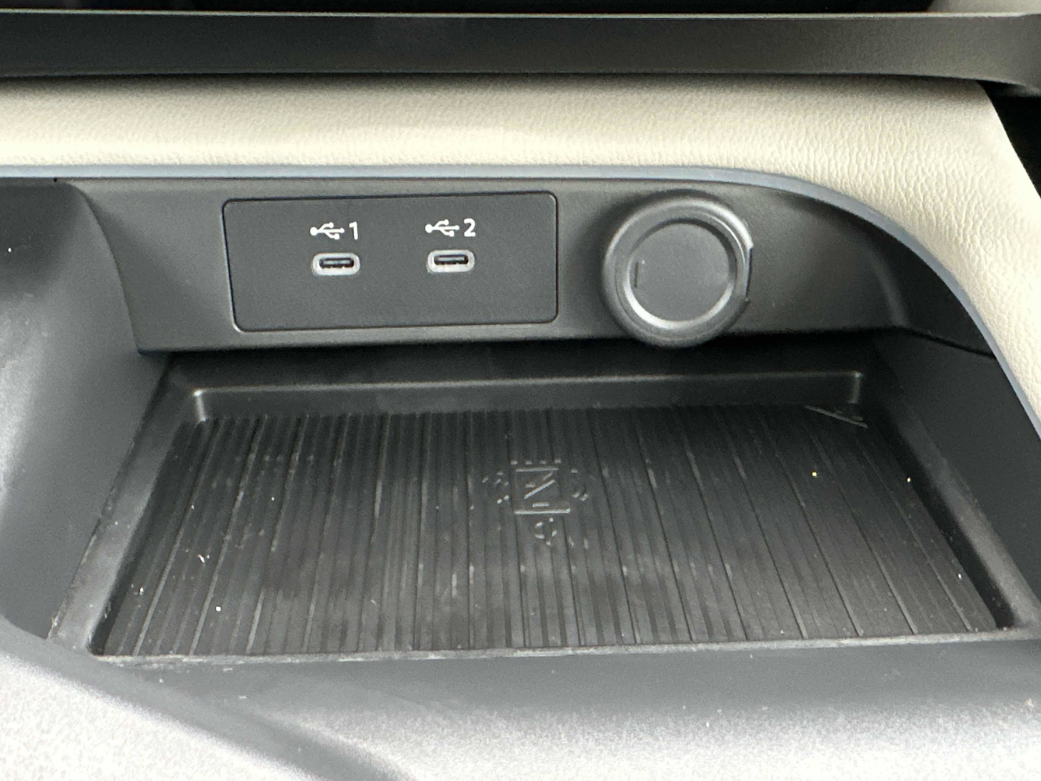 New 2026 Nissan Sentra SL w/ Floor Mat Package FWD image 34