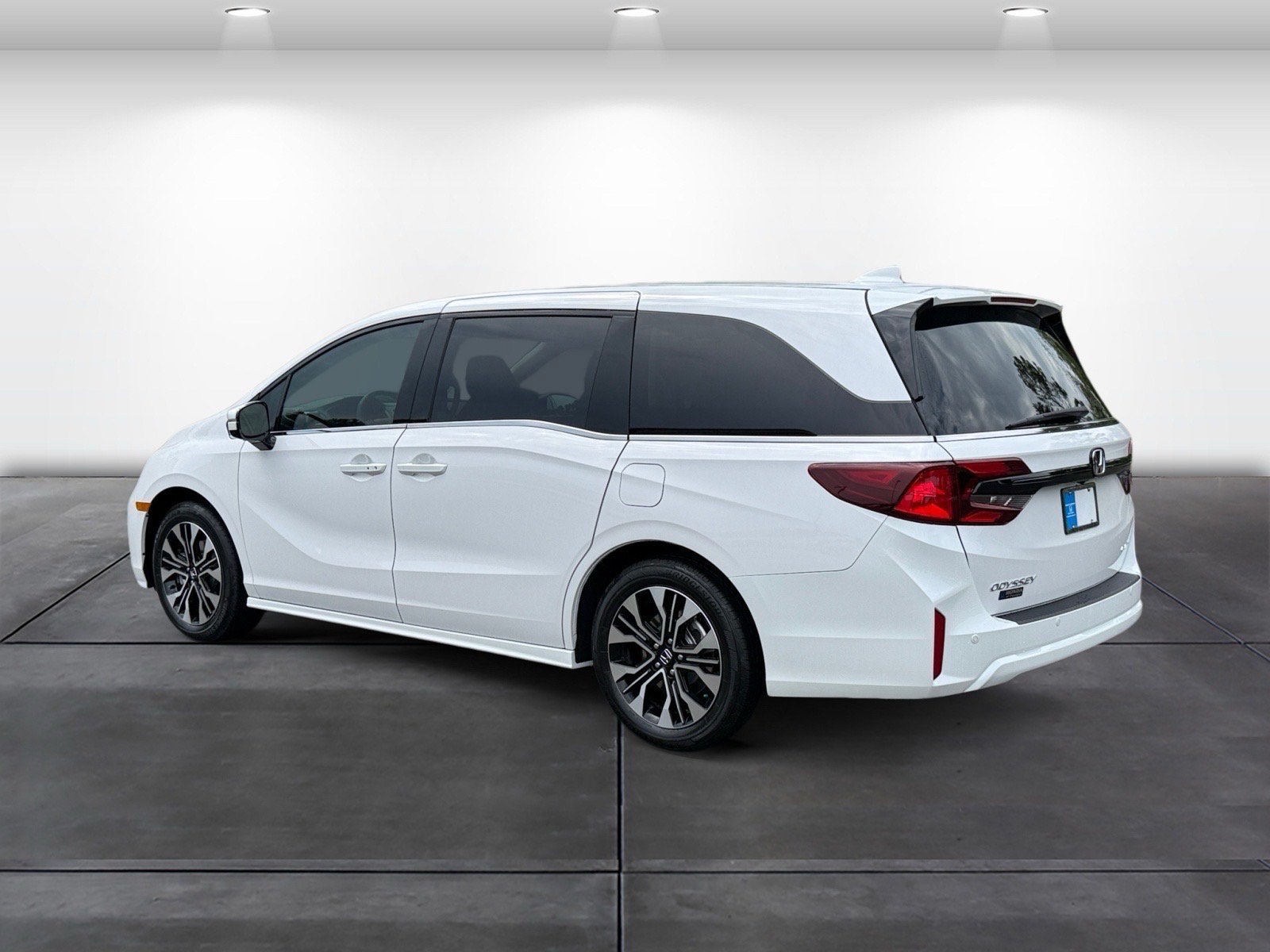 New 2027 Honda Odyssey Elite image 3
