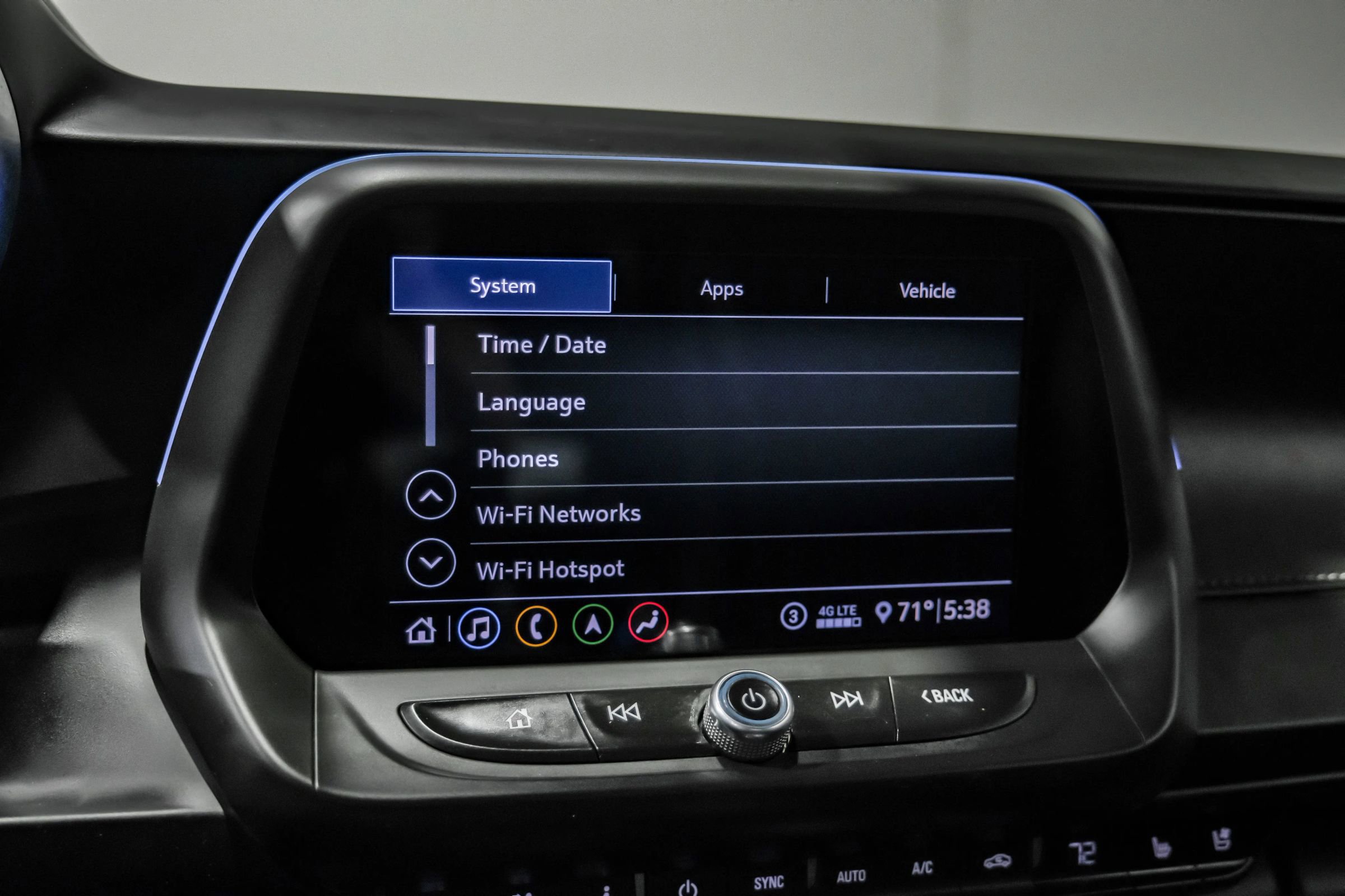 Used 2020 Chevrolet Camaro SS RWD image 32