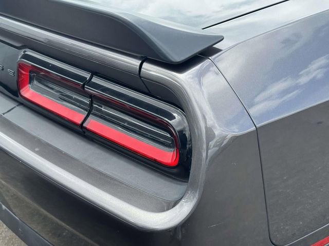 Used 2021 Dodge Challenger R/T w/ Blacktop Package RWD image 9