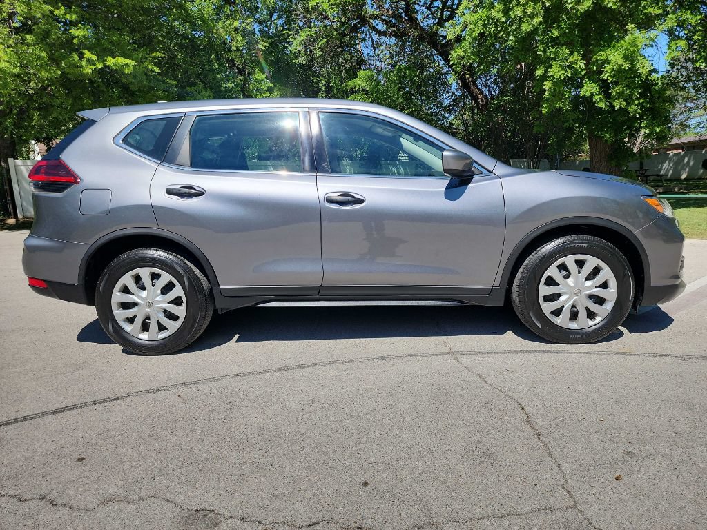 Used 2018 Nissan Rogue S FWD image 8