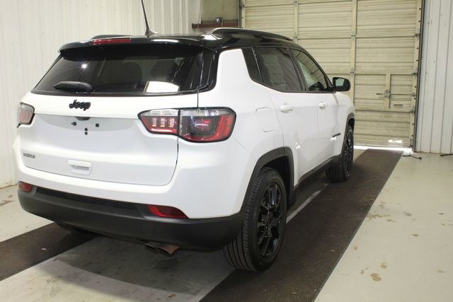 Used 2022 Jeep Compass Altitude w/ Convenience Group image 6