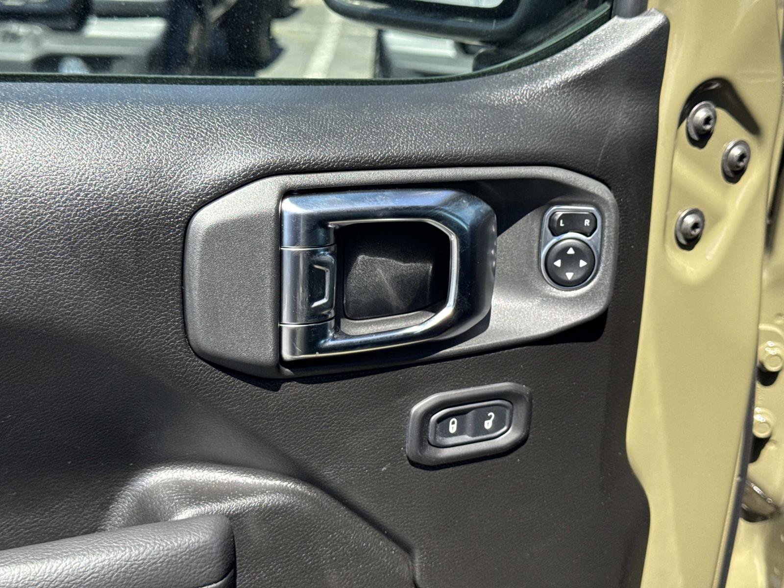 New 2026 Jeep Gladiator Sport AWD/4WD image 22