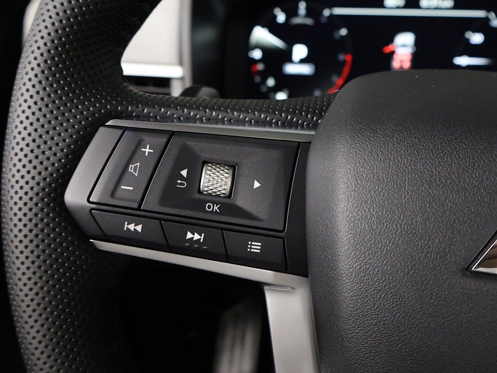 New 2025 Mitsubishi Outlander AWD image 48
