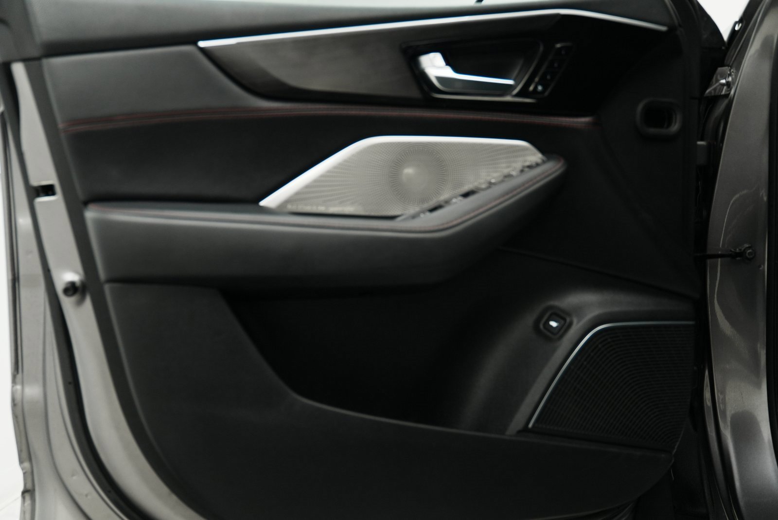 Used 2022 Acura MDX Type S image 44