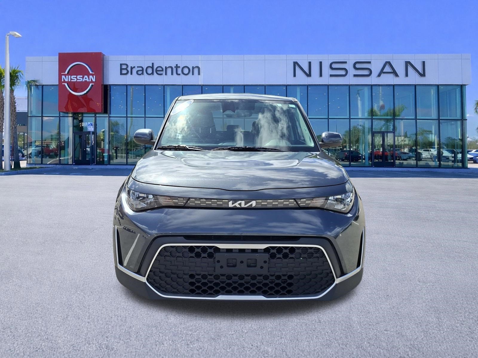 Used 2023 Kia Soul LX w/ Option Group 015 image 2