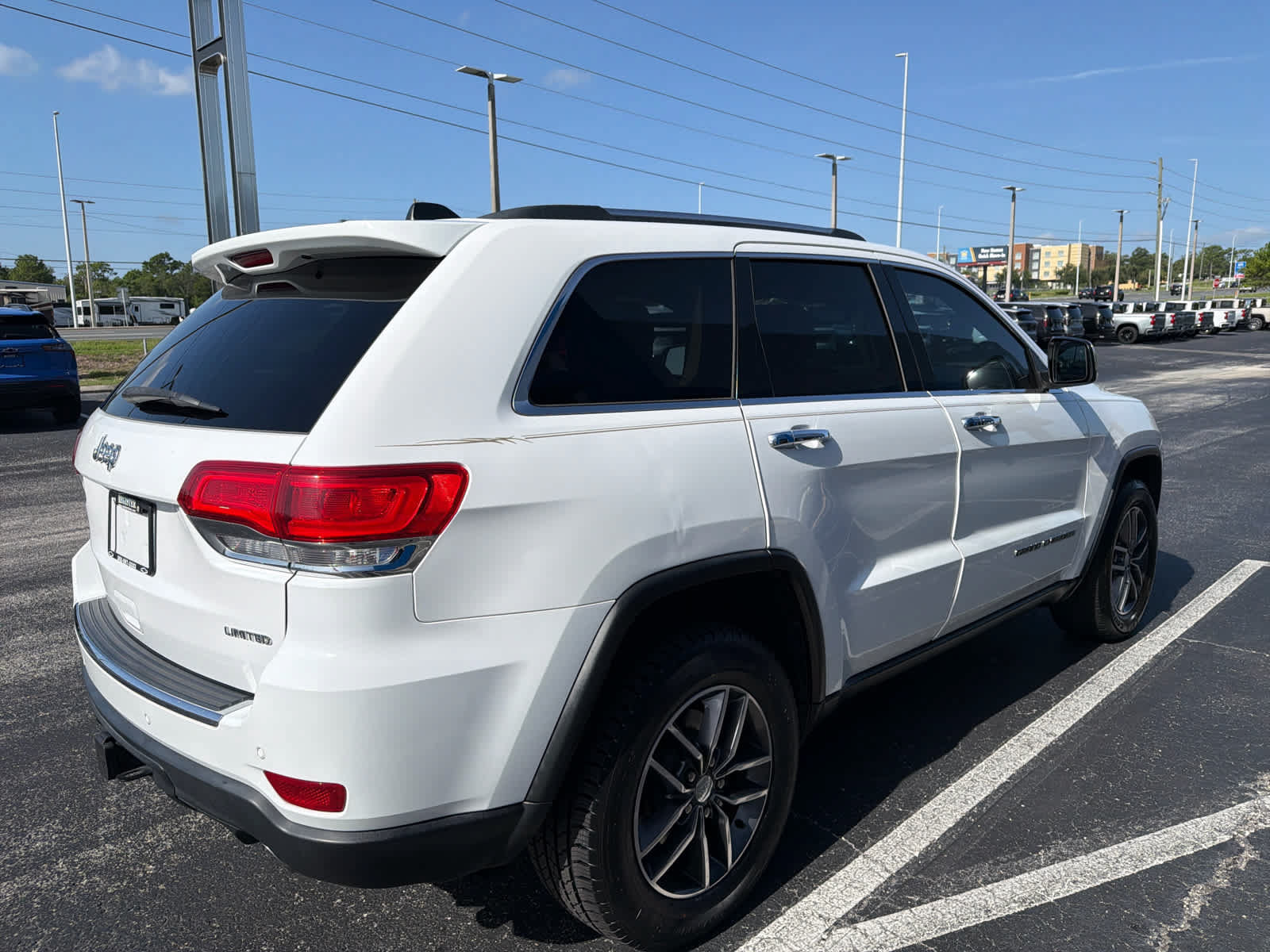 Used 2017 Jeep Grand Cherokee Limited w/ Trailer Tow Group IV RWD image 5
