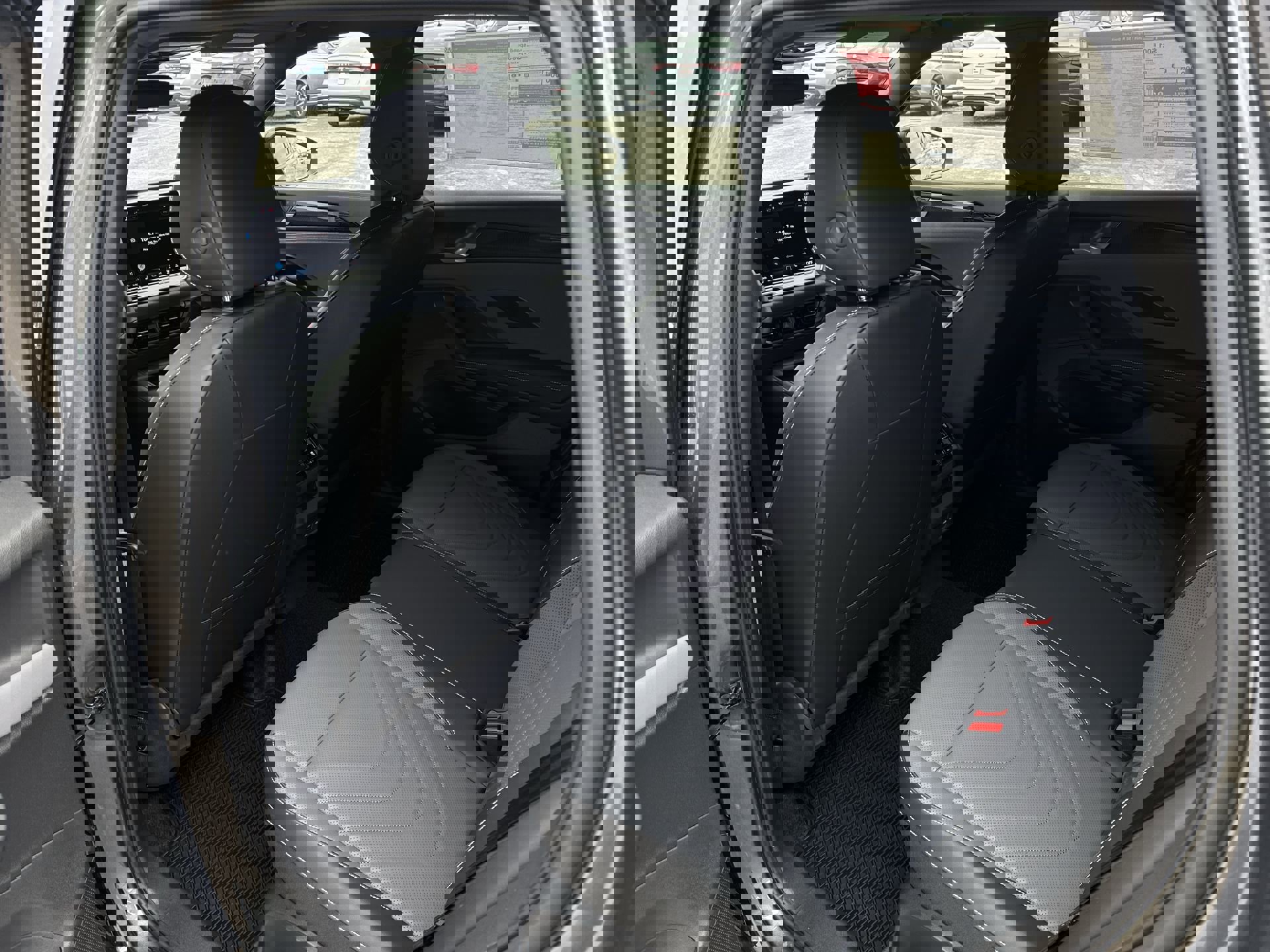 New 2026 Volkswagen Tiguan SE R-Line image 22