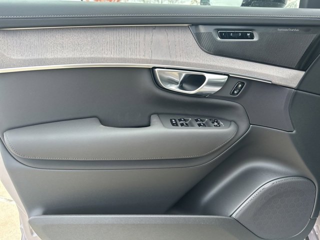 New 2026 Volvo XC90 B6 Ultra image 12