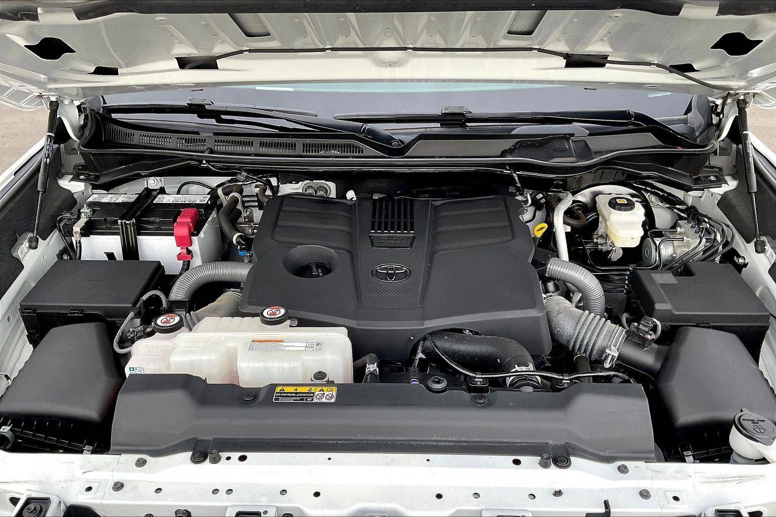 Used 2024 Toyota Tundra SR image 9