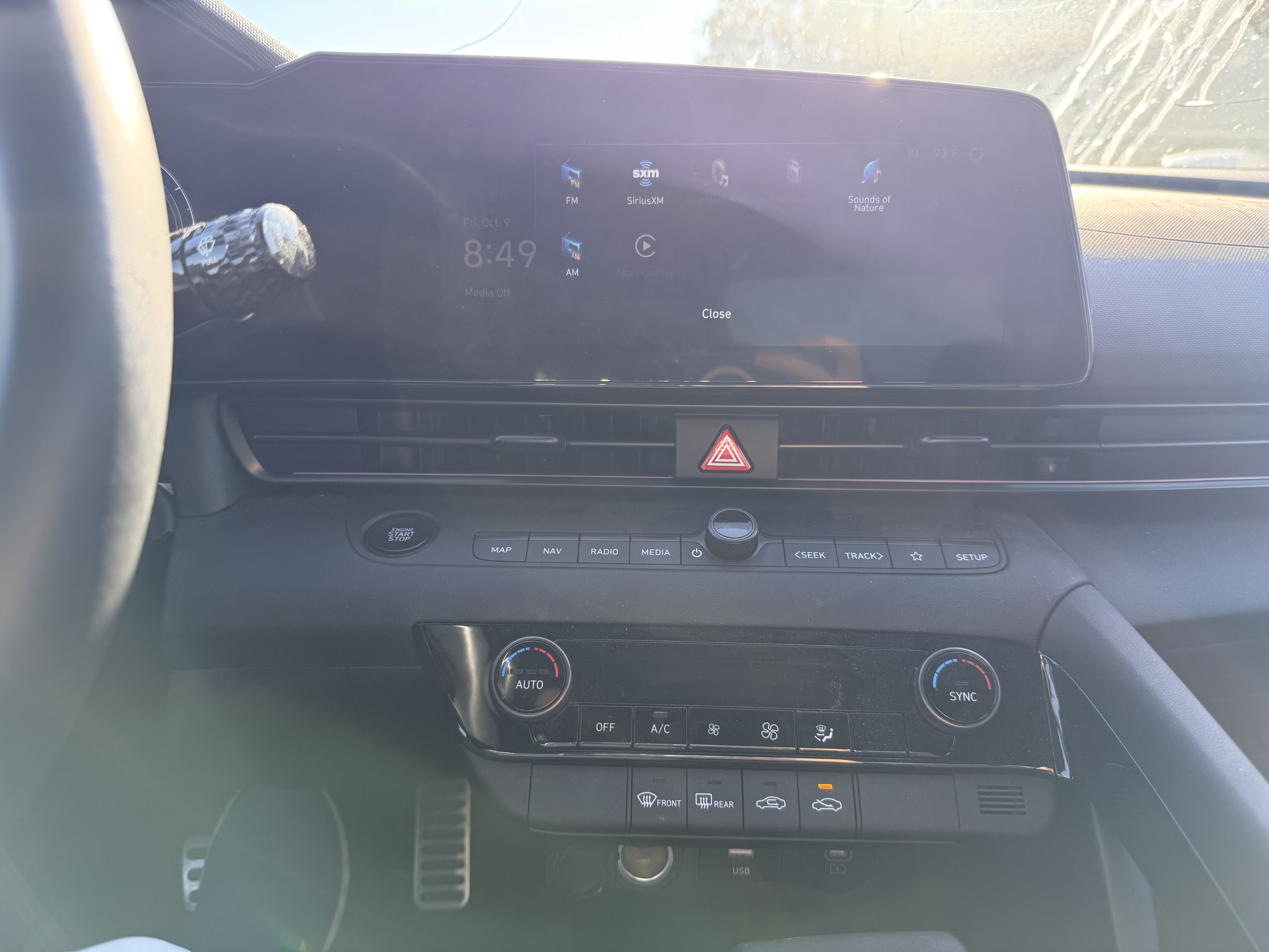 Used 2025 Hyundai Elantra SEL FWD image 17