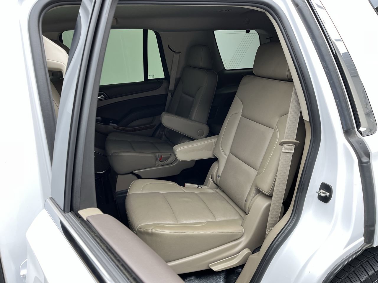 Used 2015 Chevrolet Tahoe LTZ w/ Max Trailering Package AWD/4WD image 13