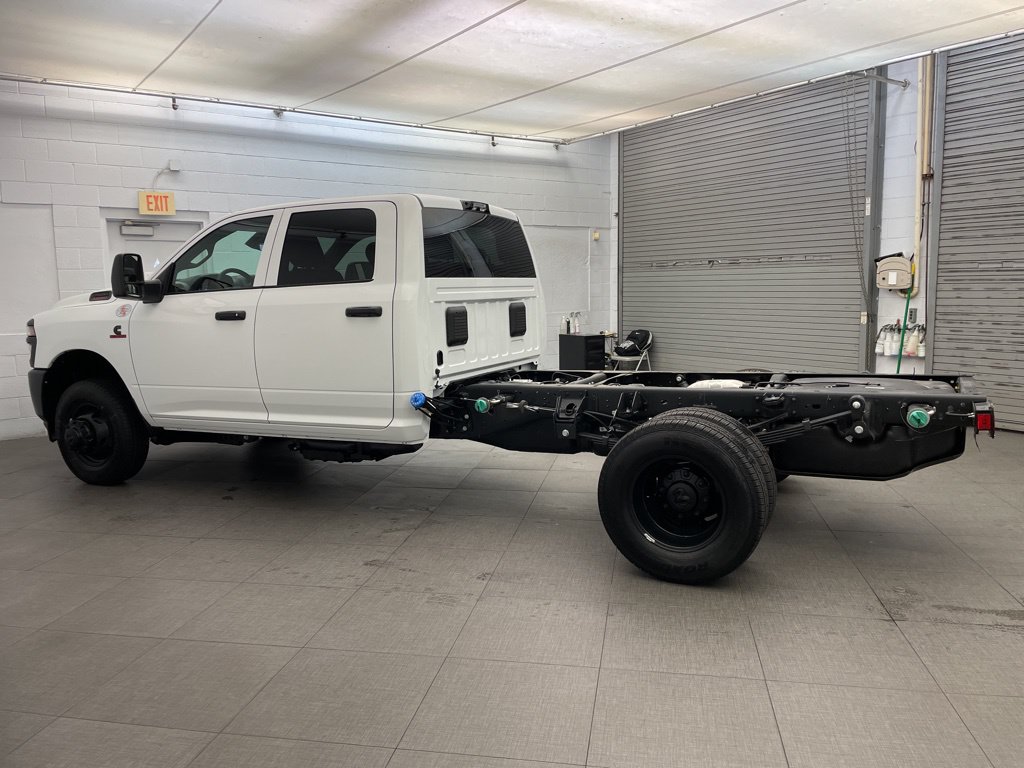 New 2026 RAM 3500 Tradesman w/ Safety Group AWD/4WD image 6