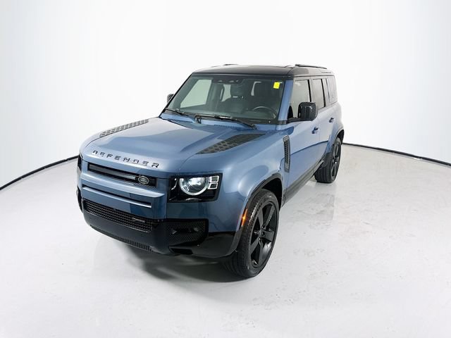 Used 2022 Land Rover Defender 110 X-Dynamic HSE AWD/4WD image 5