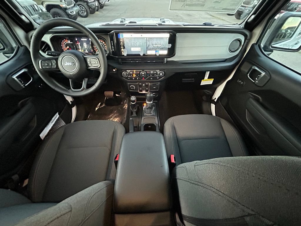 New 2026 Jeep Gladiator Sport AWD/4WD image 4