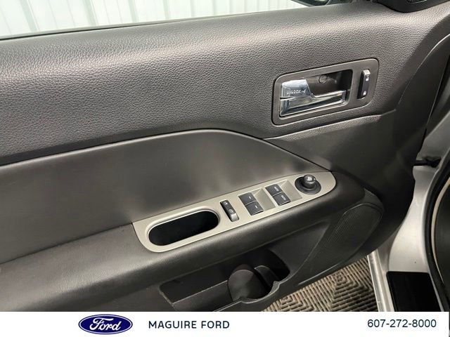 Used 2012 Ford Fusion SEL image 35