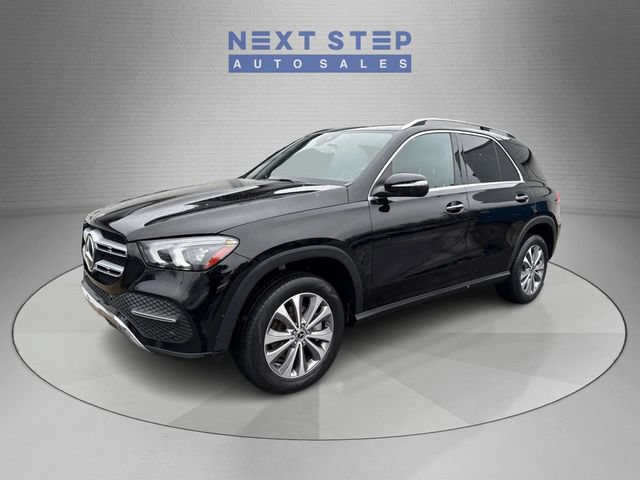 Used 2021 Mercedes-Benz GLE 350 4MATIC w/ Premium Package image 3