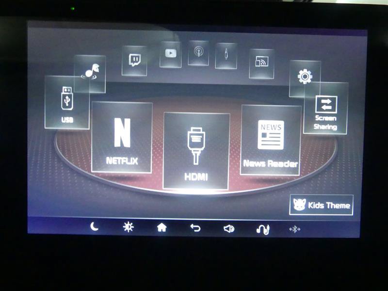 Used 2024 Kia Carnival SX Prestige FWD image 10