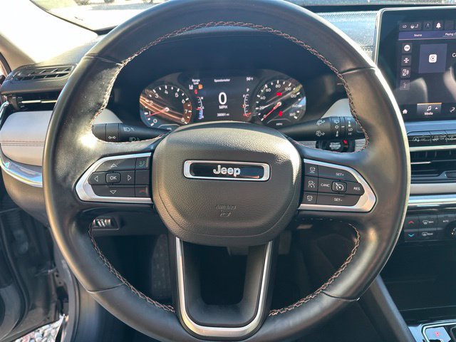 Used 2022 Jeep Compass Limited w/ Sun and Sound Group AWD/4WD image 28