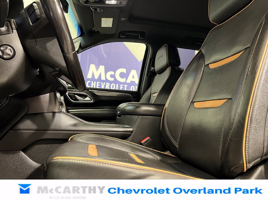Used 2022 GMC Yukon XL AT4 AWD/4WD image 28