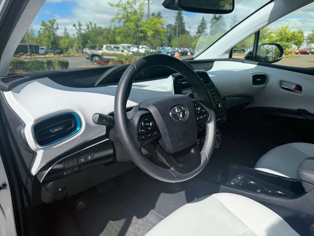 Used 2020 Toyota Prius XLE w/ Advanced Technology Package AWD/4WD image 13