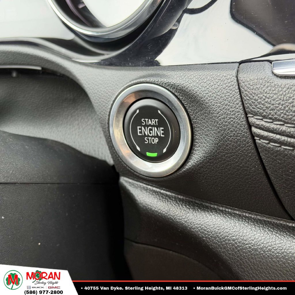 Certified 2021 Buick Encore GX Select AWD/4WD image 30
