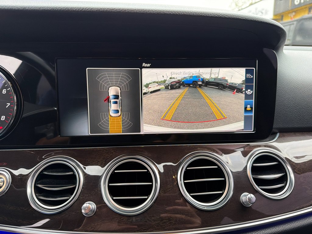 Used 2017 Mercedes-Benz E 300 4MATIC image 52