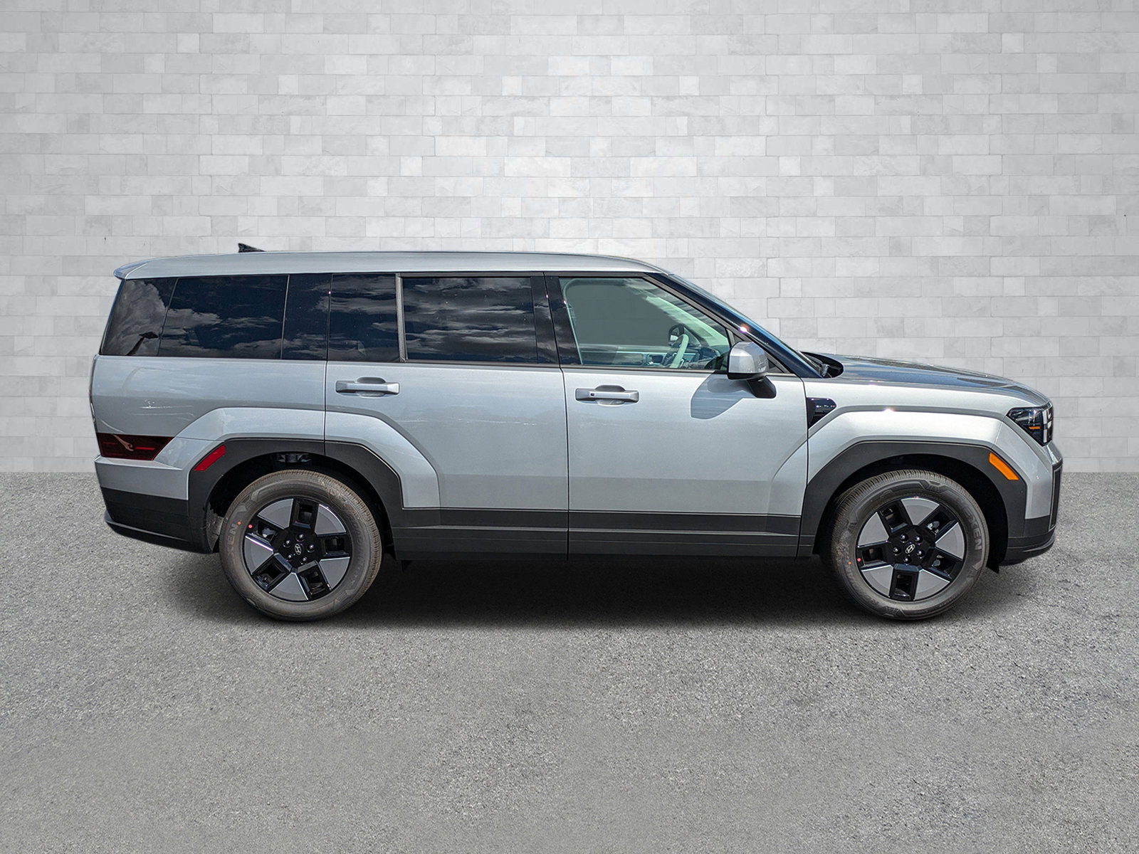 New 2026 Hyundai Santa Fe SE image 4