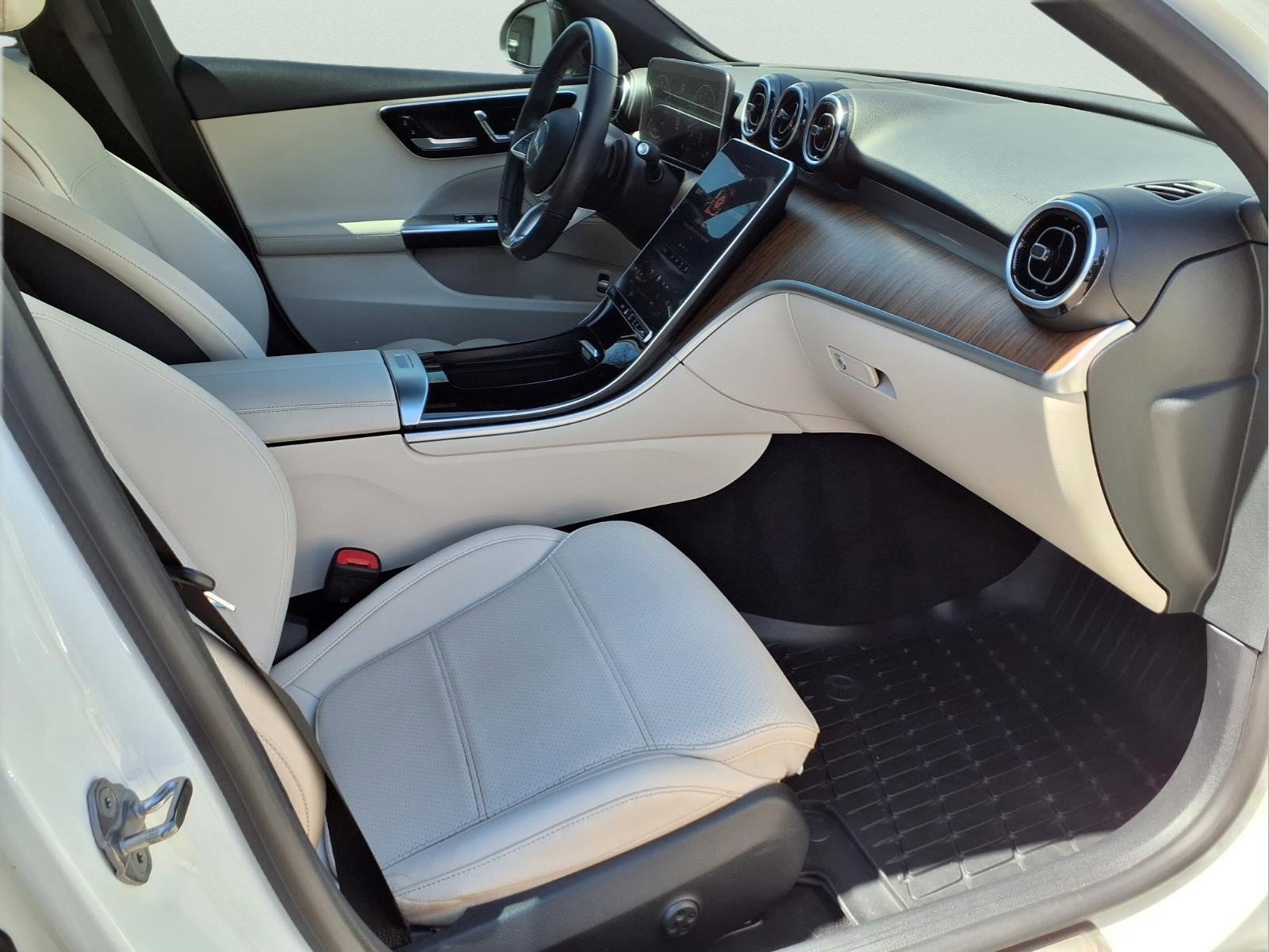 Certified 2023 Mercedes-Benz C 300 4MATIC Sedan image 10