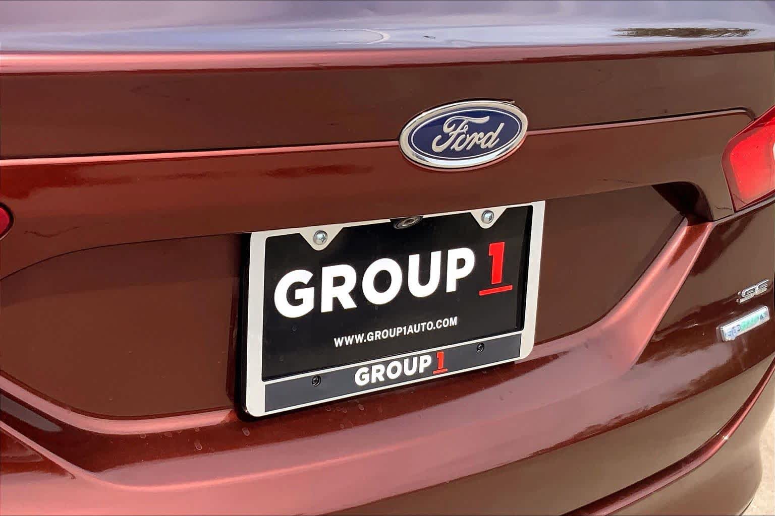 Used 2016 Ford Fusion SE w/ Equipment Group 202A FWD image 30