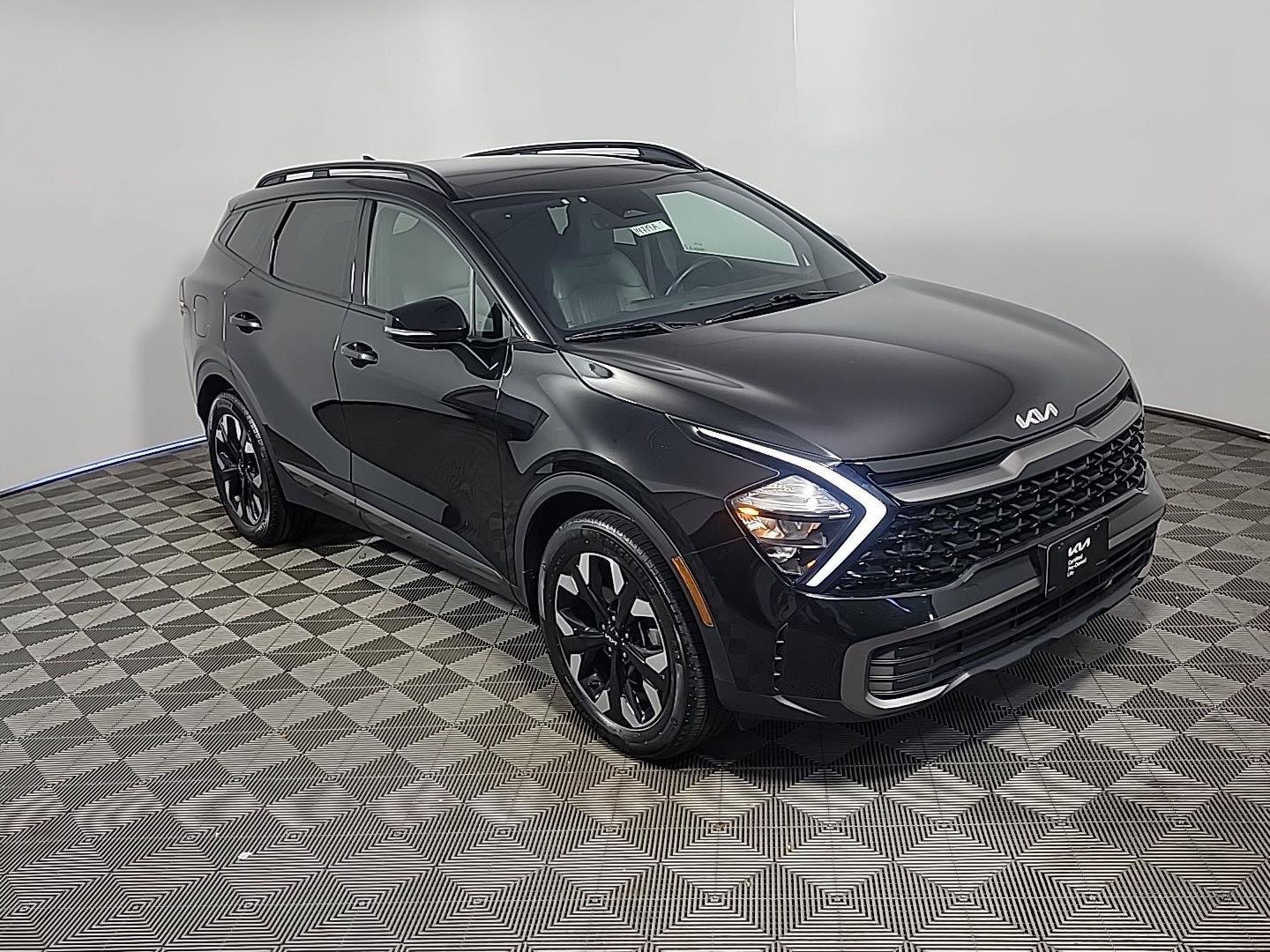 Certified 2023 Kia Sportage X-Line AWD/4WD image 2